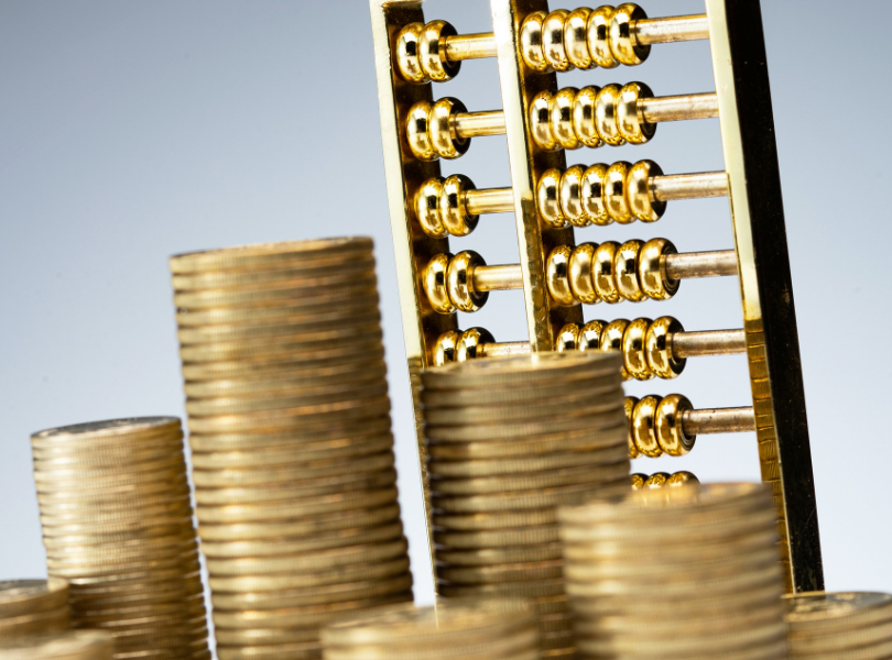 公募費(fèi)率改革持續(xù)推進(jìn)　基金頻打“降費(fèi)牌”