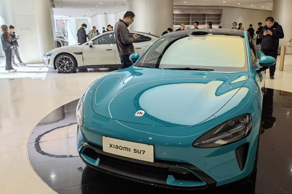 新能源汽車&ldquo;由大到強(qiáng)&rdquo;還要邁過幾道坎？