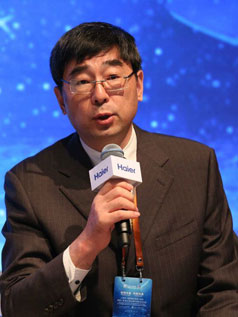 復(fù)旦大學(xué)管理學(xué)院教授、博士生導(dǎo)師劉杰